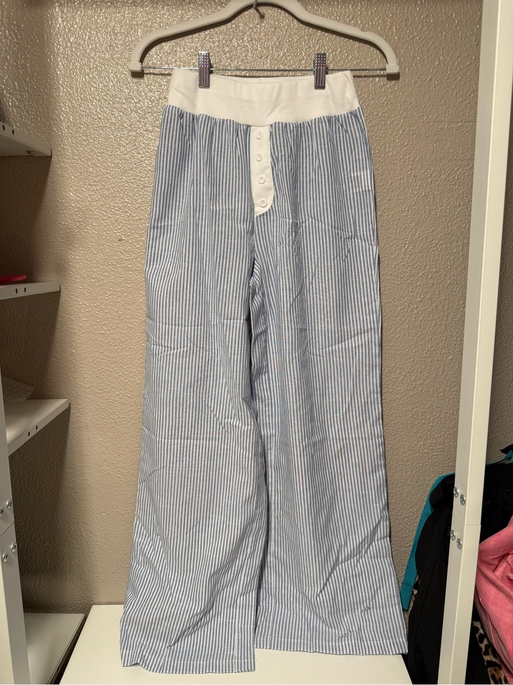 Women’s Casual Wide-Leg Pull-On Pants in Blue & White Stripe